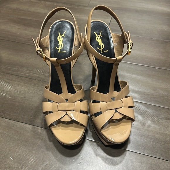 YSL TRIBUTE PLATFORM SANDALS IN PATENT LEATHER - Picture 6 of 6